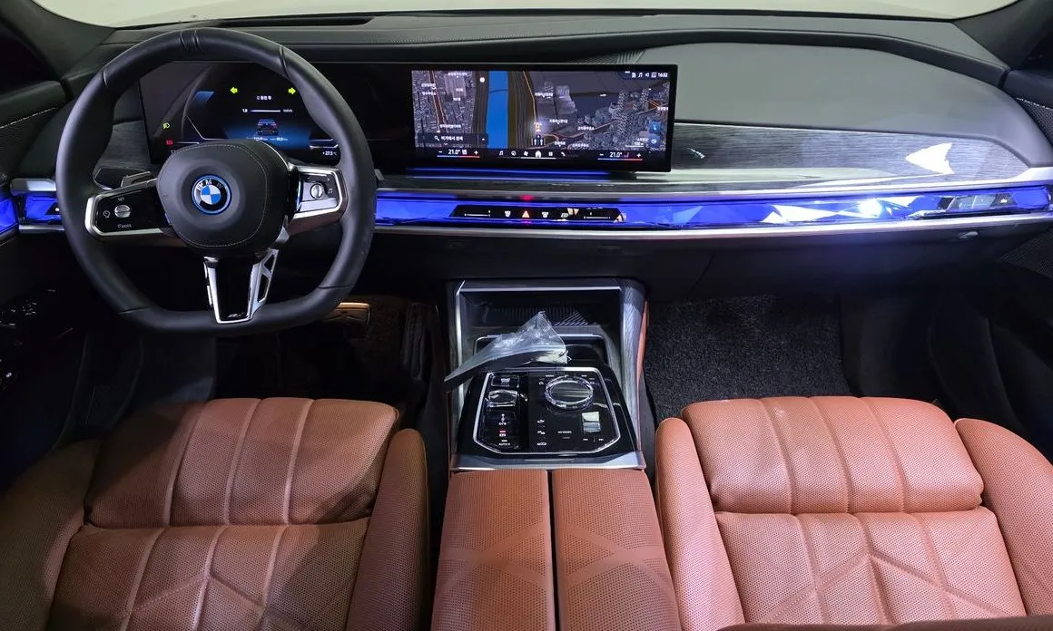 BMW i7 2024 из KR, фото 10