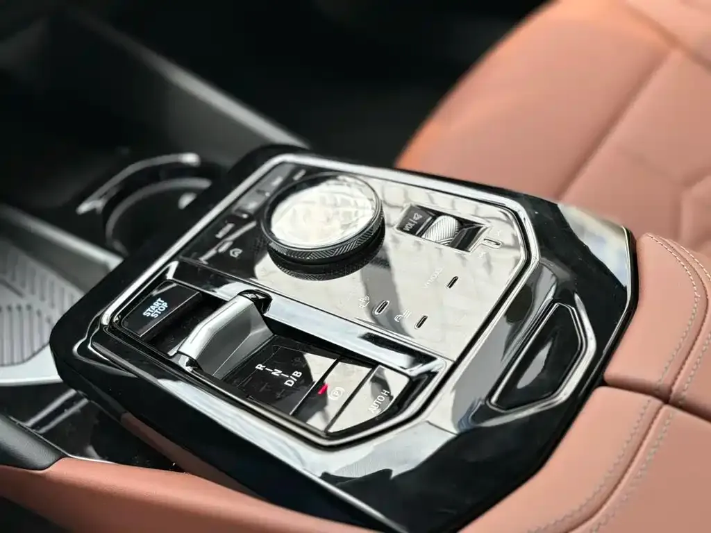 BMW i5 2026 из CN, фото 8
