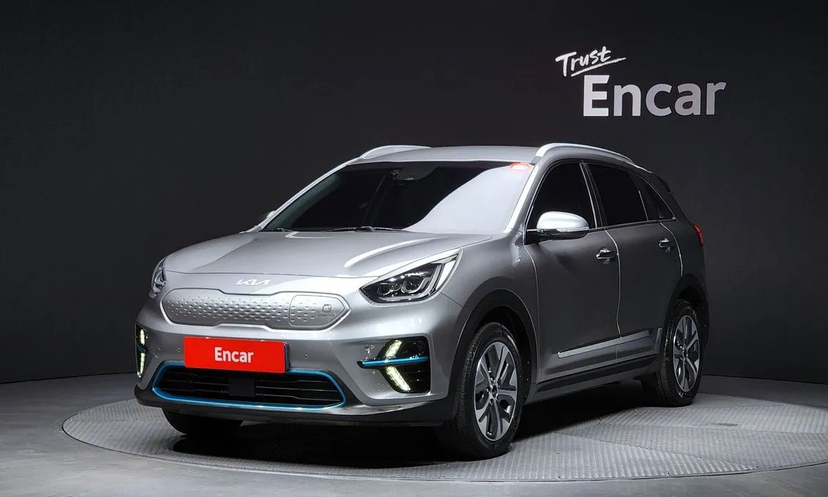 Kia Niro — фото 1