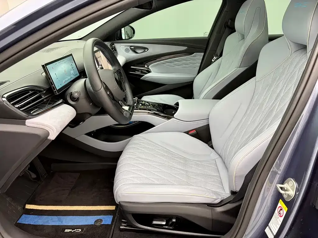 BYD Seal — фото 9