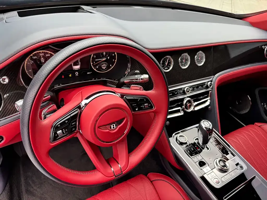 Bentley Flying Spur — фото 5