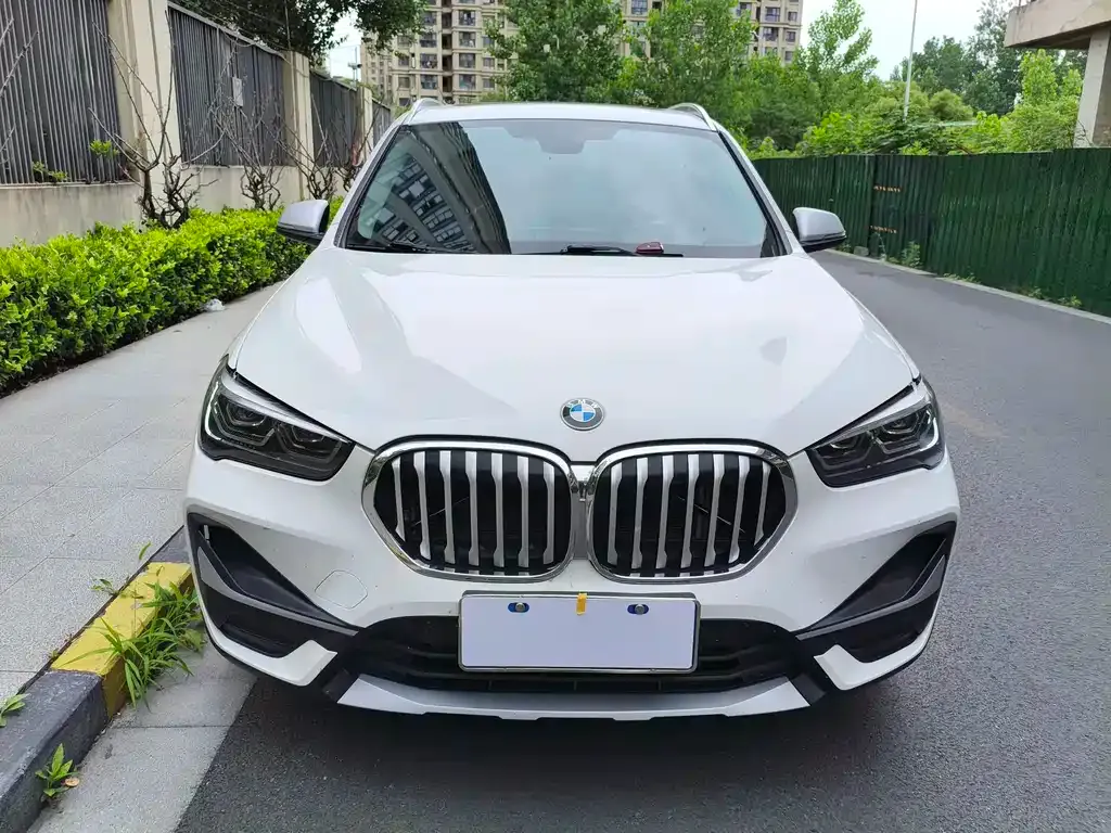 BMW X1 — фото 3