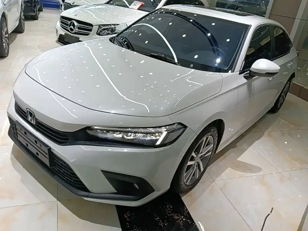 Honda Civic — фото 1