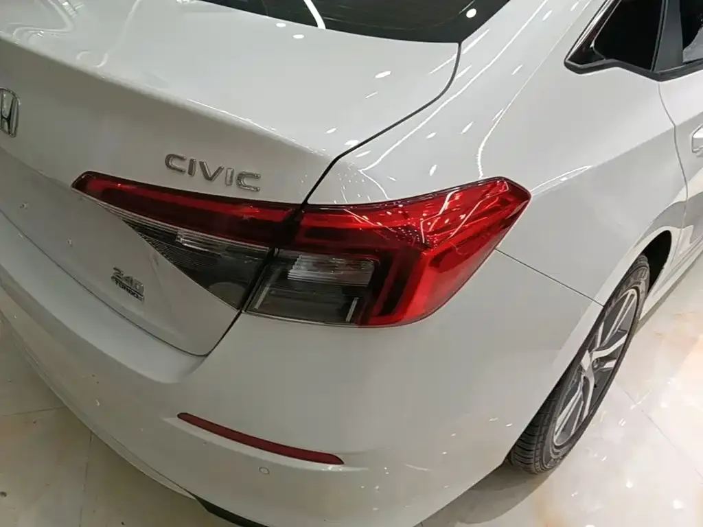 Honda Civic — фото 3