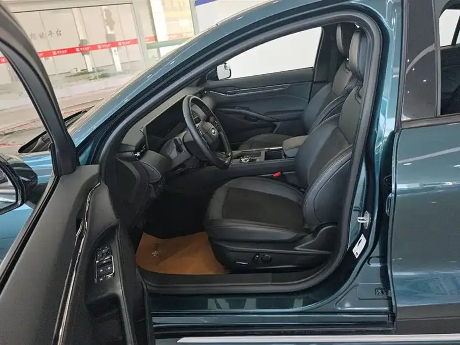 Ford Mondeo 2024 из CN, фото 6