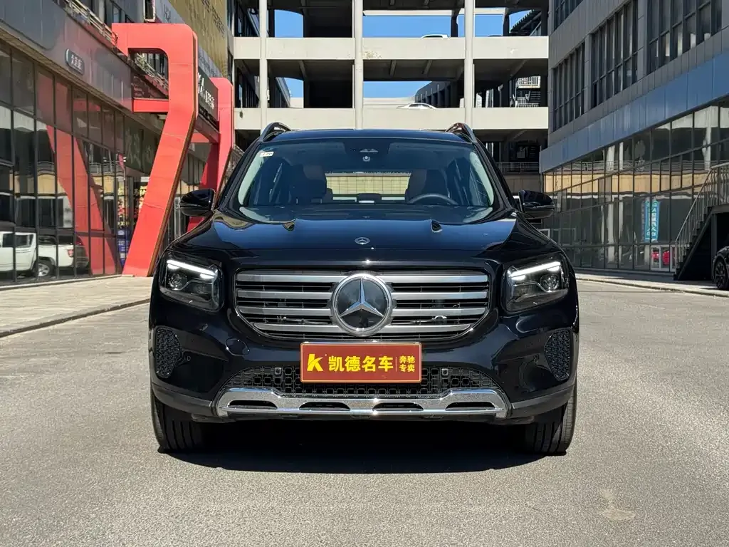Mercedes-Benz GLB — фото 3