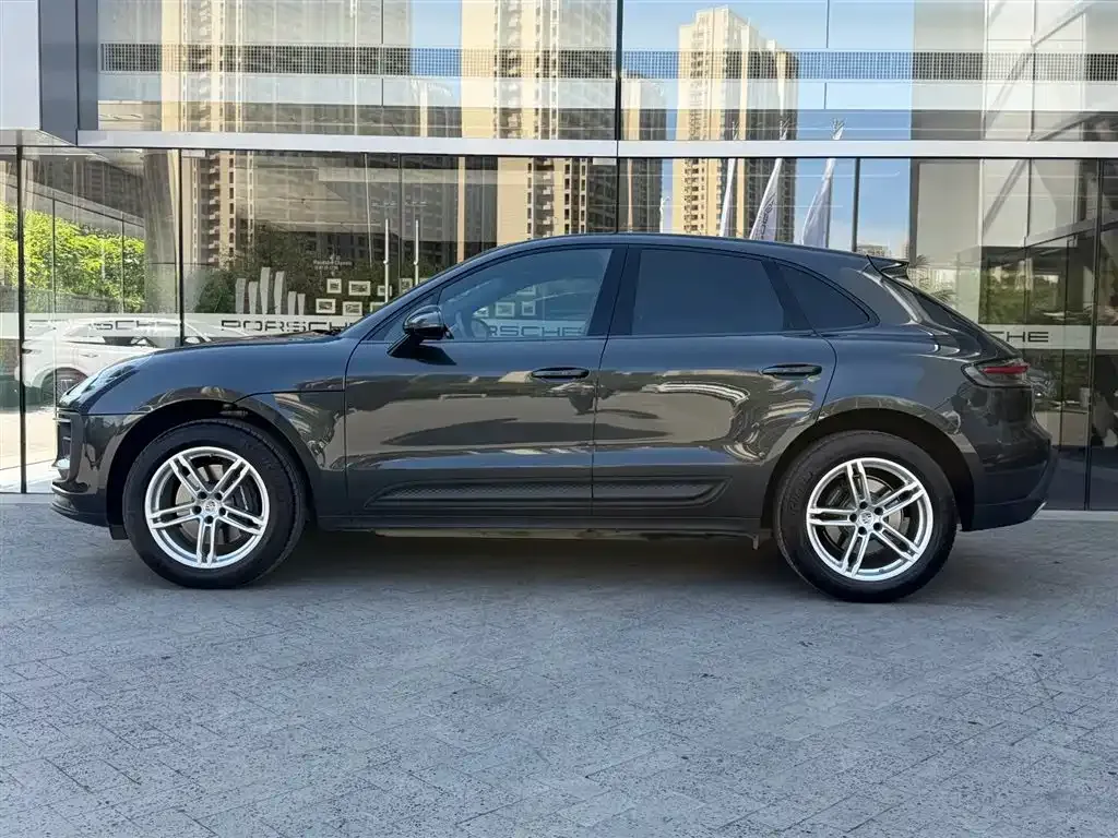 Porsche Macan — фото 8