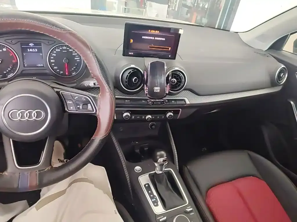 Audi Q2L 2021 из CN, фото 10