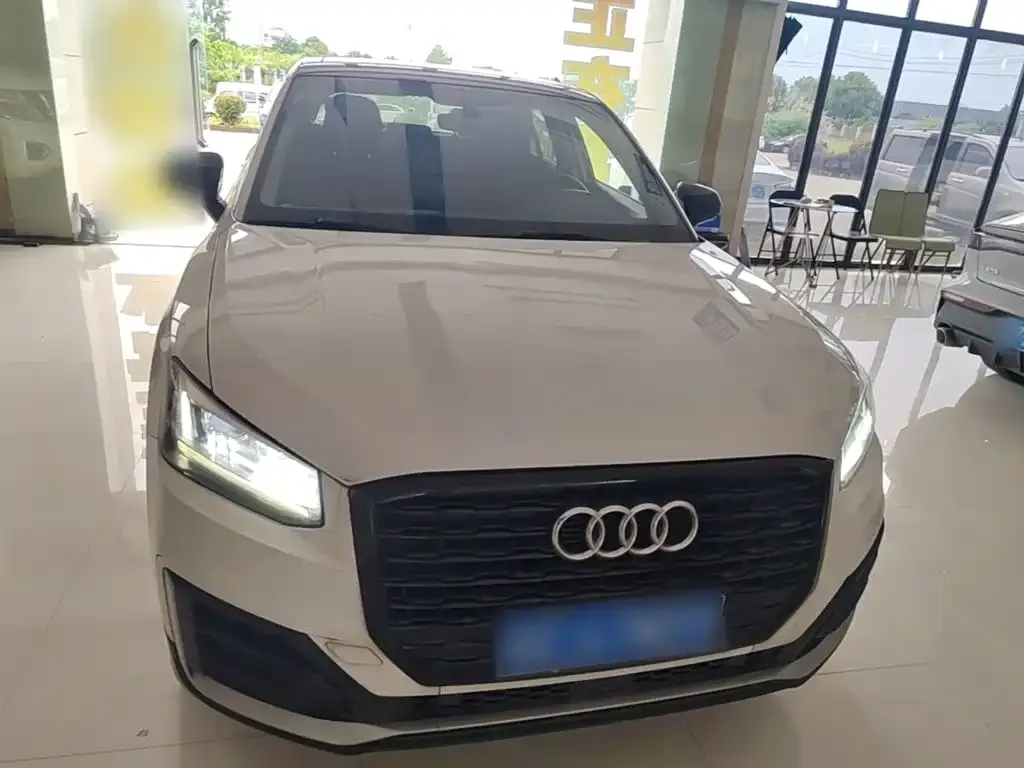Audi Q2L 2021 из CN, фото 6