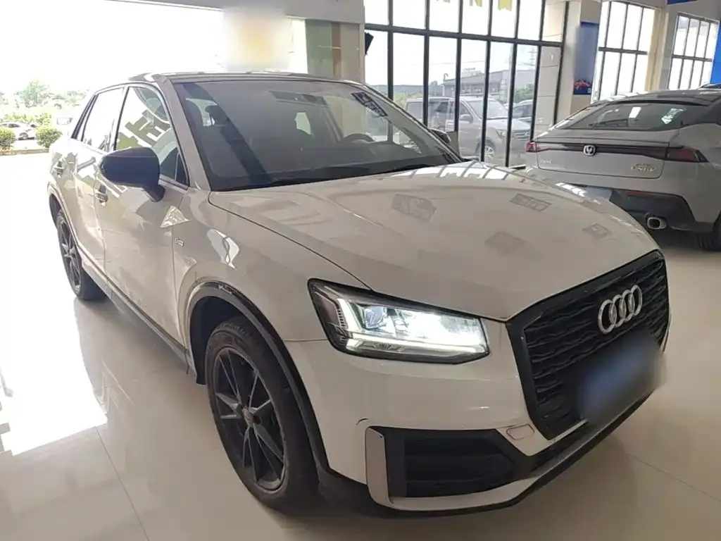 Audi Q2L 2021 из CN, фото 3