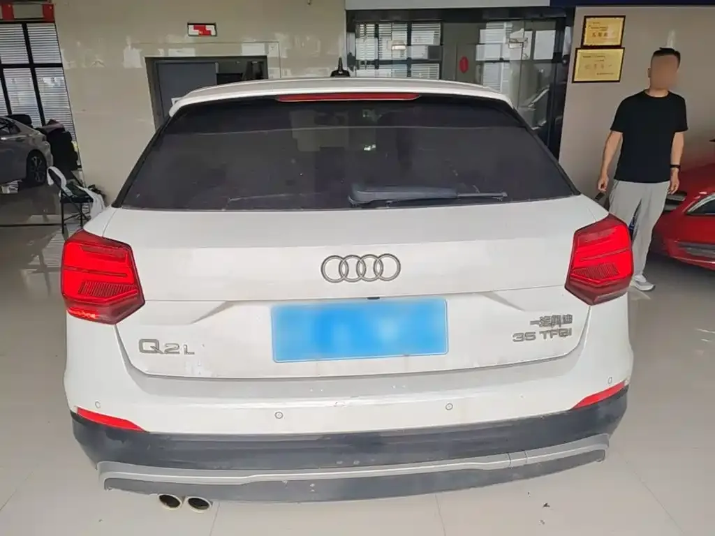 Audi Q2L 2021 из CN, фото 4