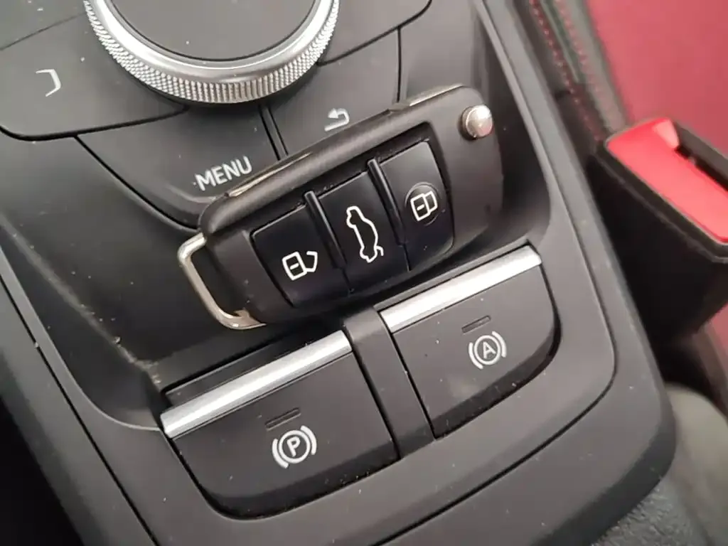 Audi Q2L 2021 из CN, фото 5