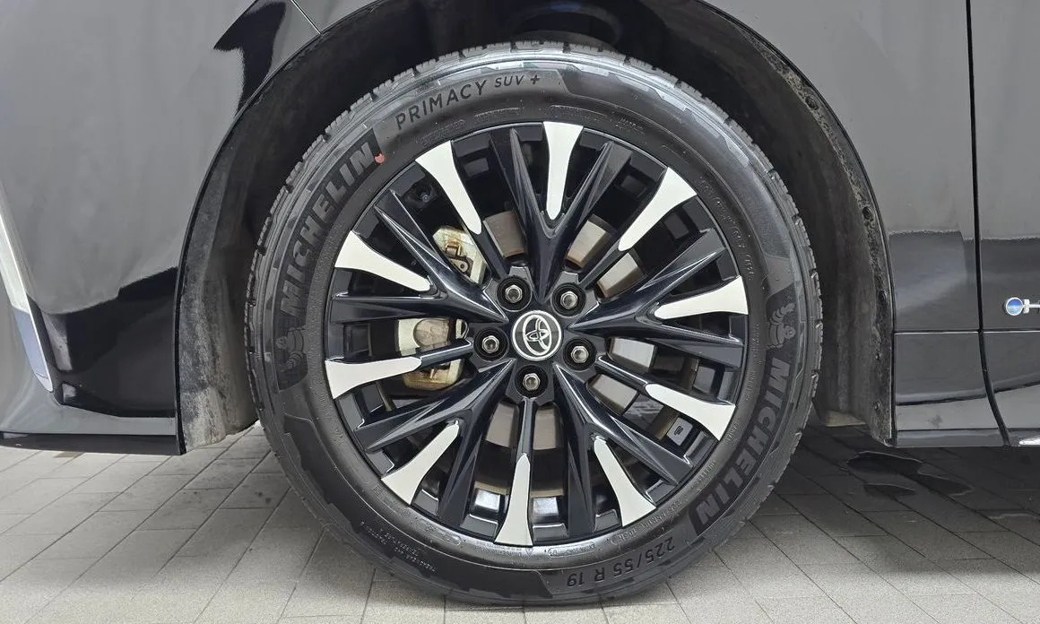 Toyota Alphard 2025 из KR, фото 9