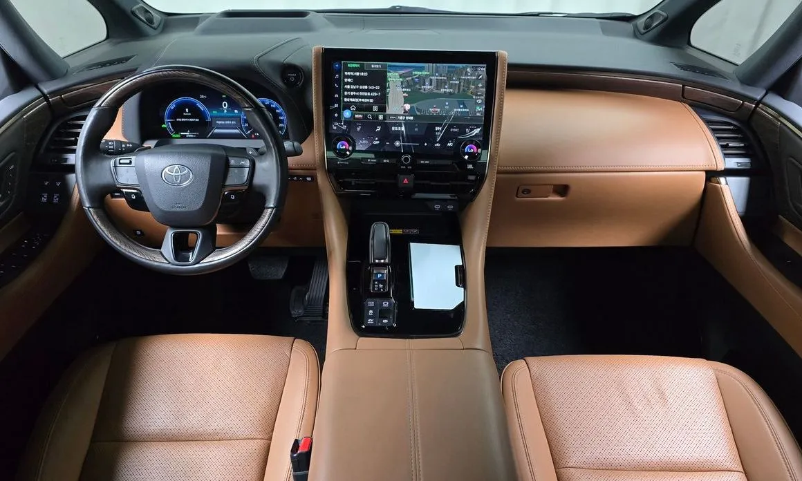 Toyota Alphard 2025 из KR, фото 10