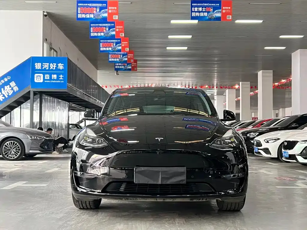 Tesla Model Y — фото 4