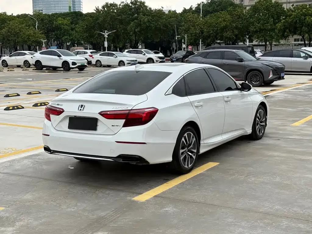 Honda Inspire — фото 4