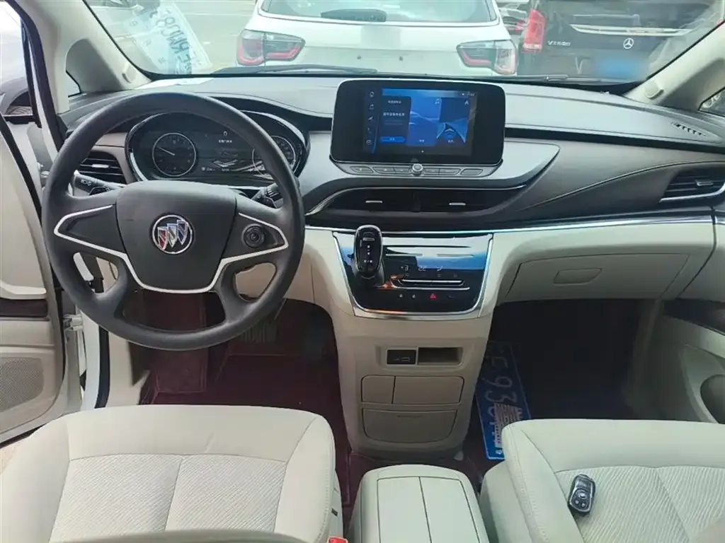 Buick GL8 2024 из CN, фото 7