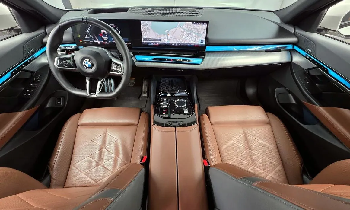BMW 5-Series 2024 из KR, фото 10