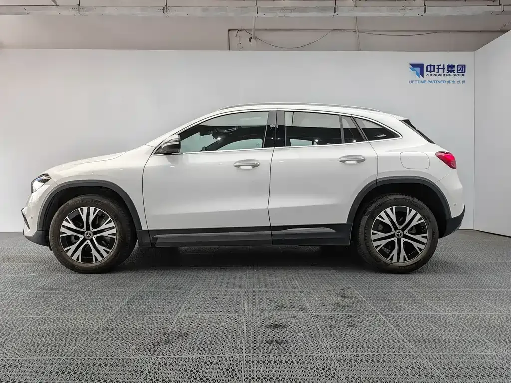 Mercedes-Benz GLA — фото 8