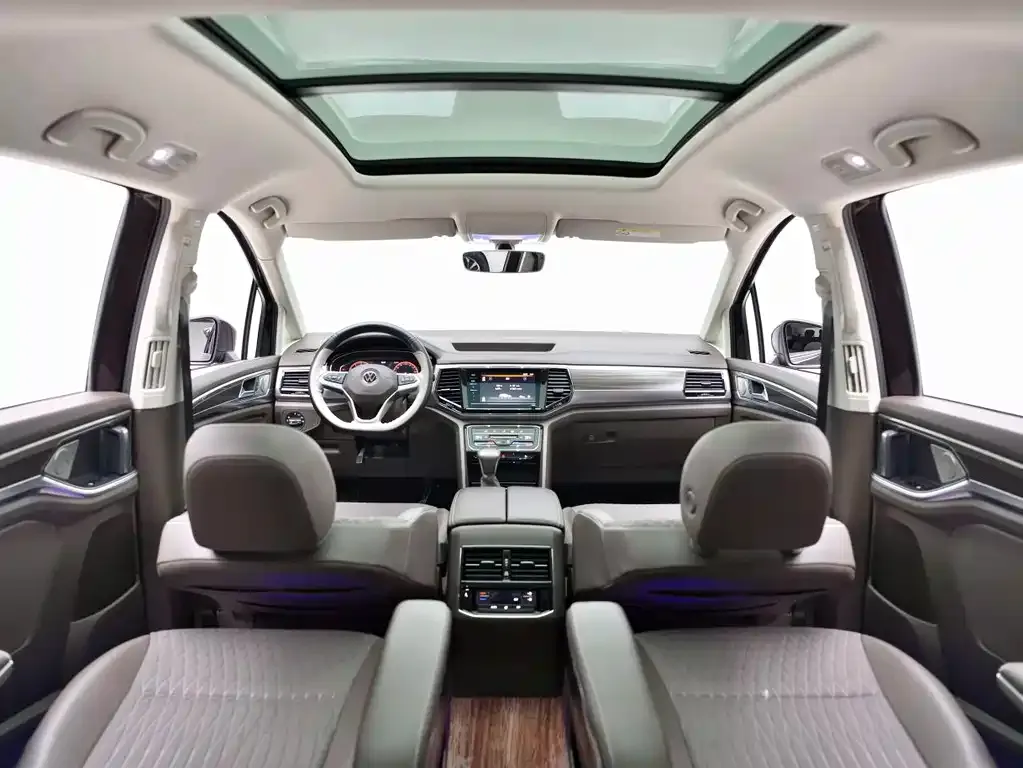Volkswagen Viloran 2022 из CN, фото 5
