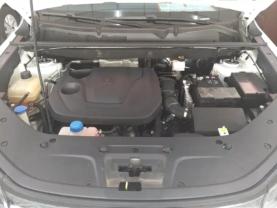 Changan CS75PLUS — фото 10