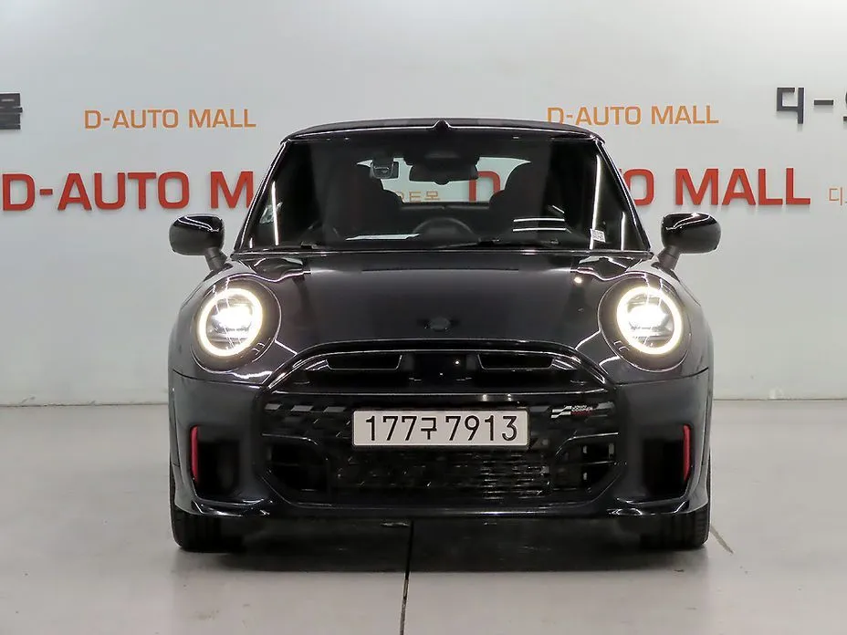 Mini Cooper Convertible 2025 из KR, фото 4