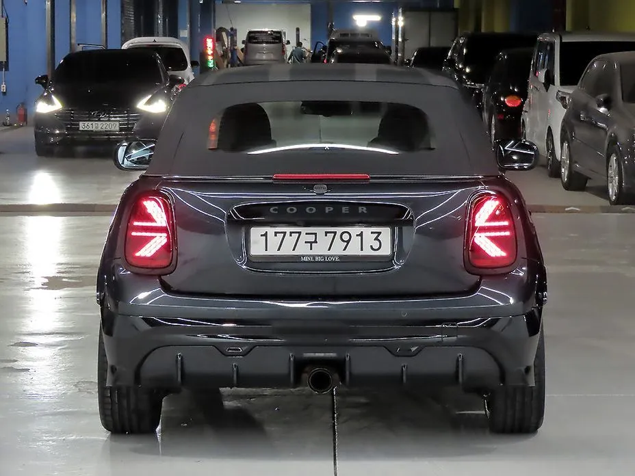 Mini Cooper Convertible 2025 из KR, фото 5