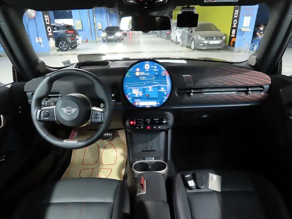 Mini Cooper Convertible 2025 из KR, фото 7