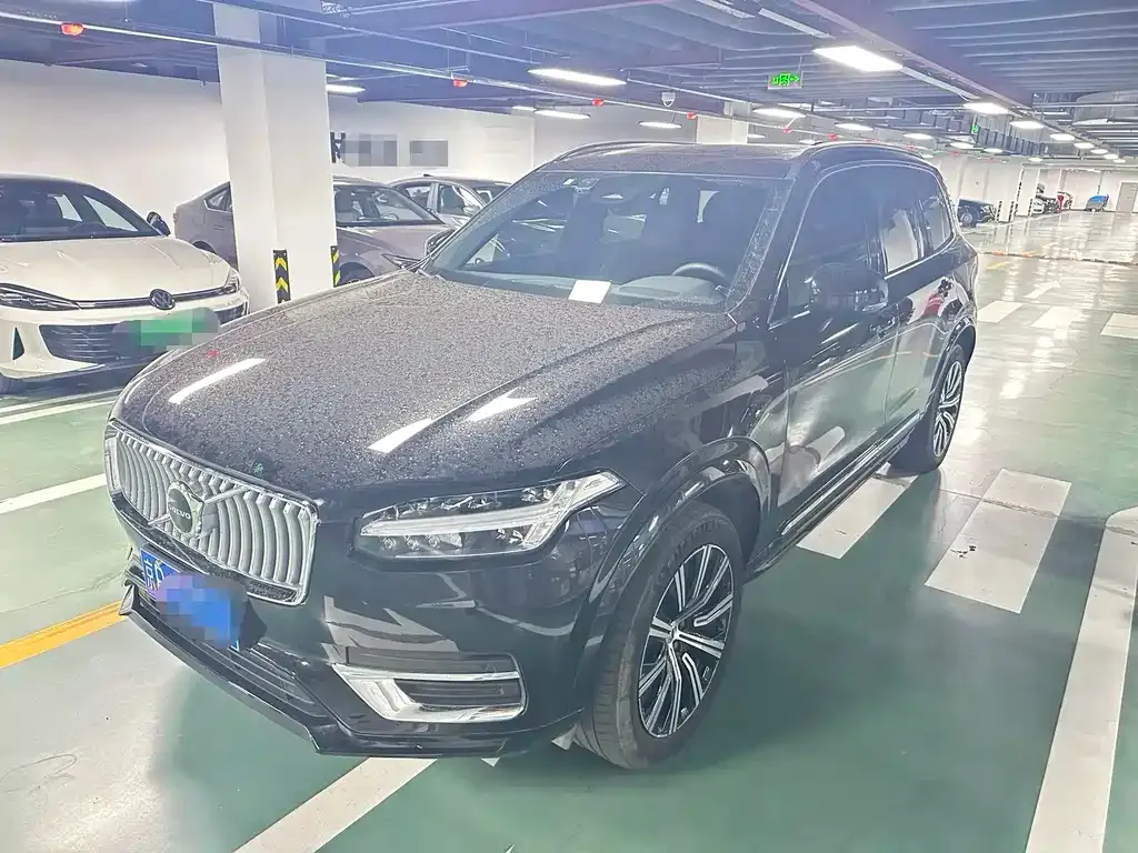 Volvo XC90 — фото 1