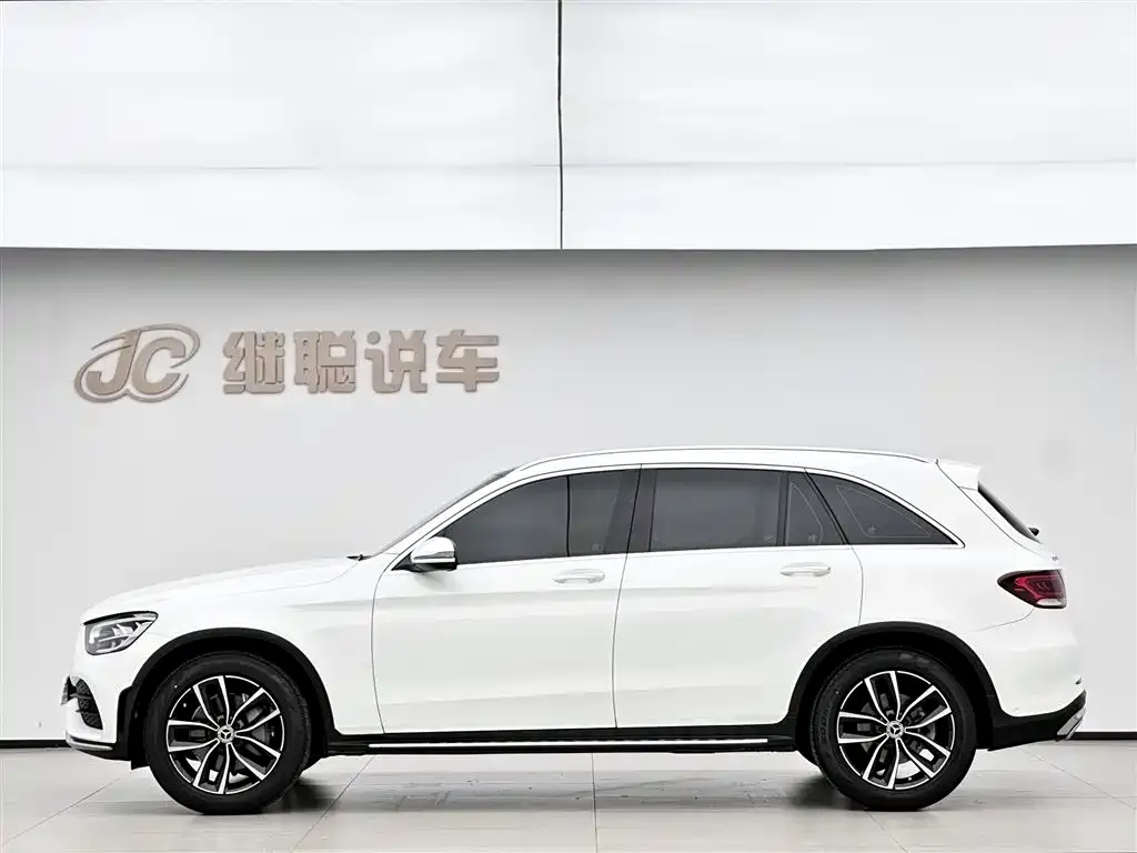 Mercedes-Benz GLC — фото 4