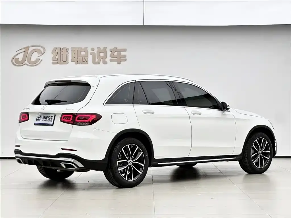 Mercedes-Benz GLC — фото 2