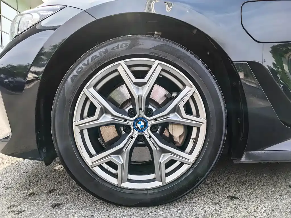 BMW i3 — фото 4