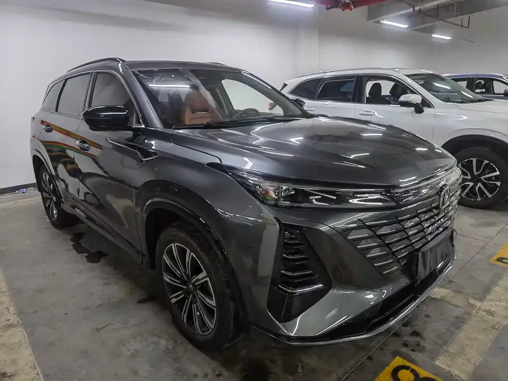 Changan CS75PLUS 2024 из CN, фото 2
