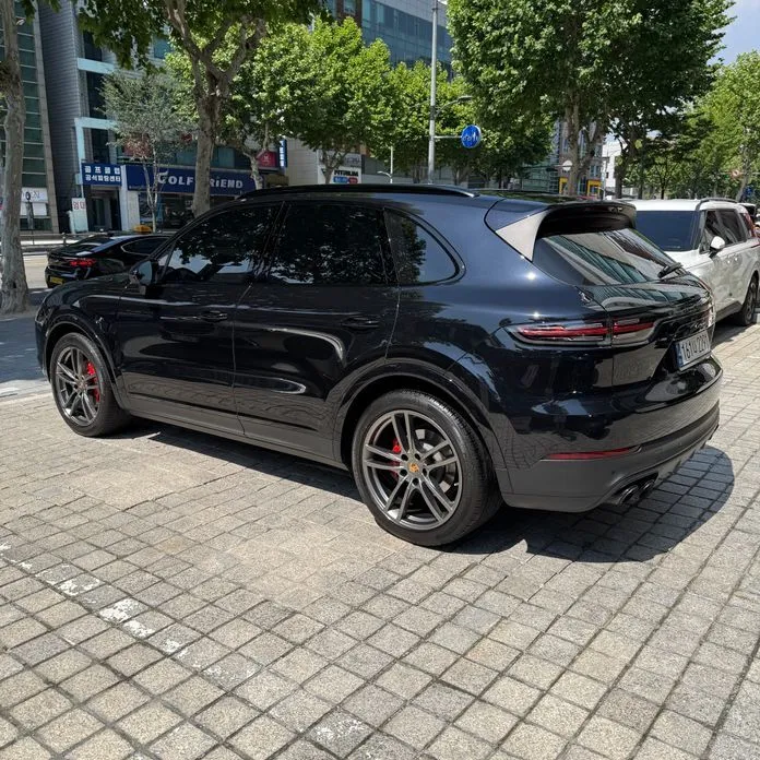 Porsche Cayenne 2022 из KR, фото 7