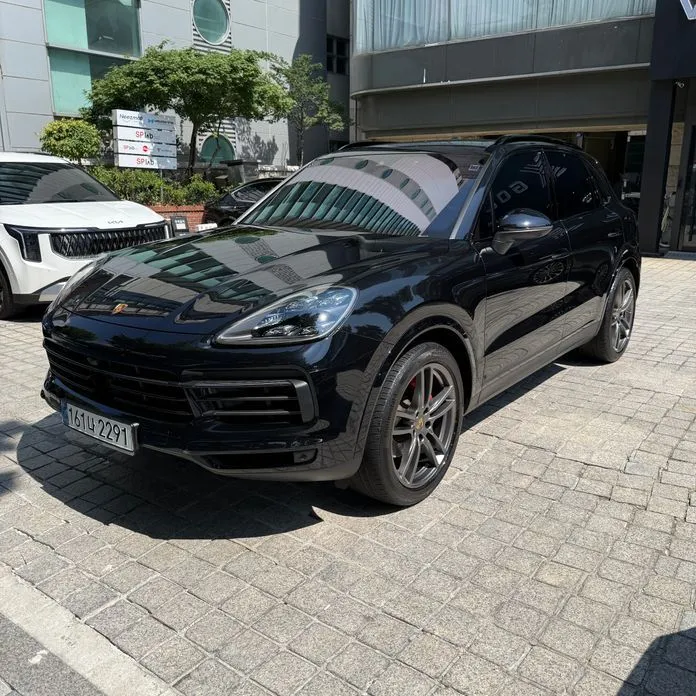 Porsche Cayenne 2022 из KR, фото 8