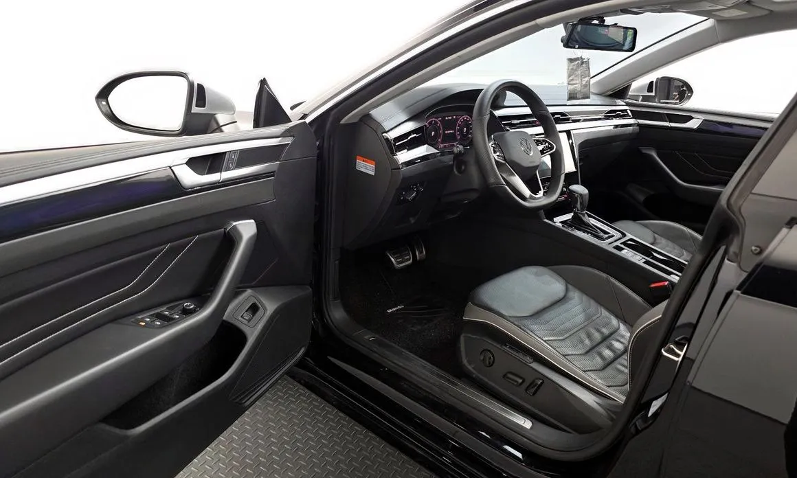 Volkswagen Arteon 2023 из KR, фото 3