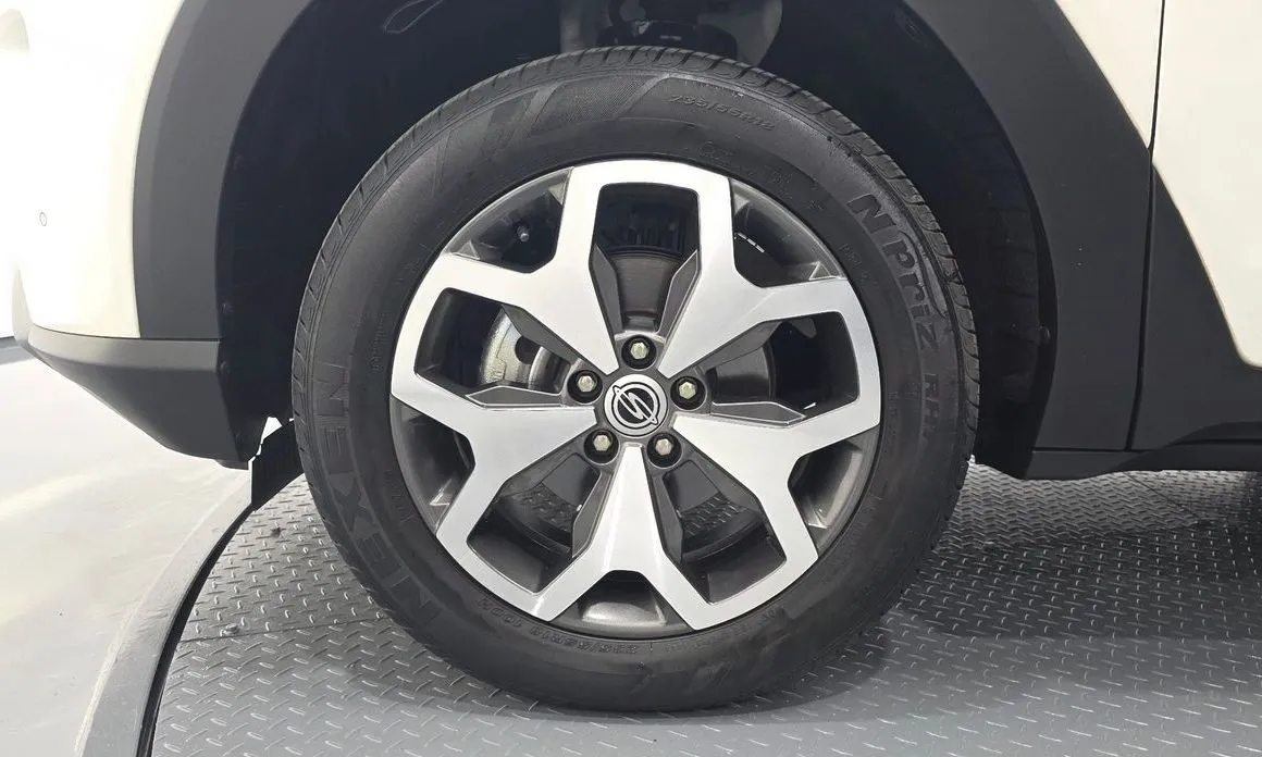 KG Mobility (Ssangyong) Torres — фото 3