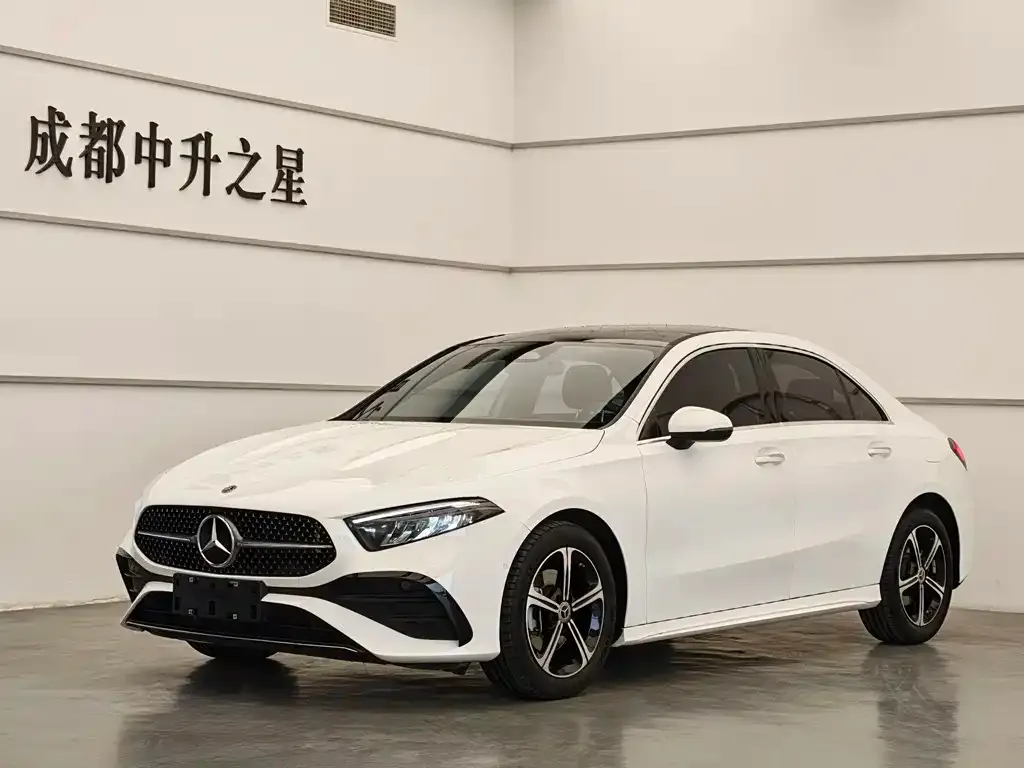Mercedes-Benz A-Class — фото 1