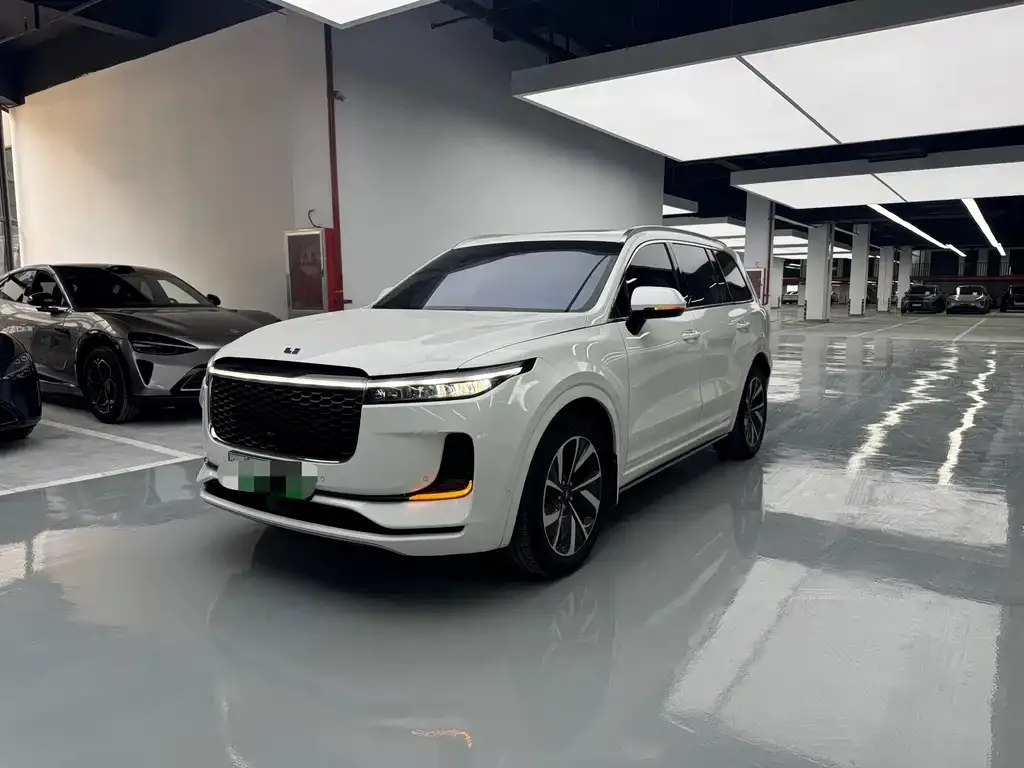 Li Auto ONE