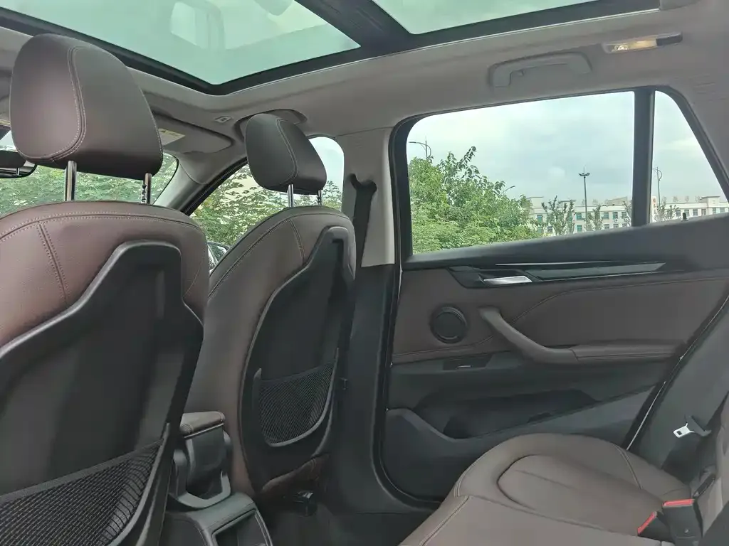 BMW X1 2021 из CN, фото 4