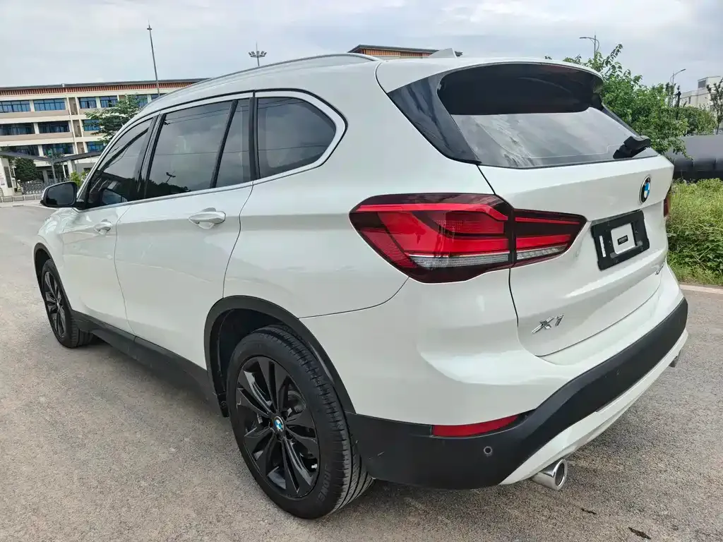 BMW X1 2021 из CN, фото 9