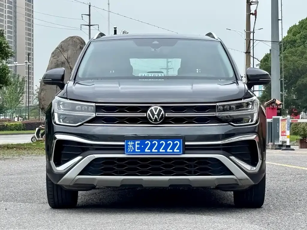 Volkswagen Tharu — фото 1