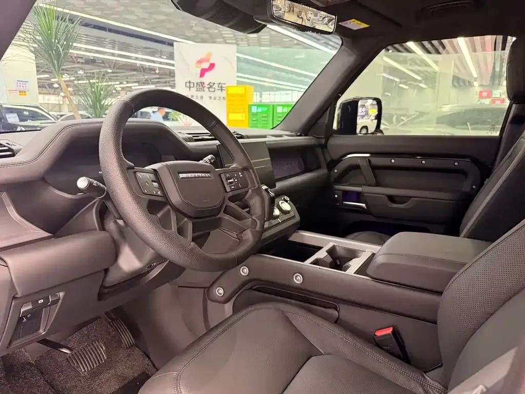 Land Rover Defender — фото 4