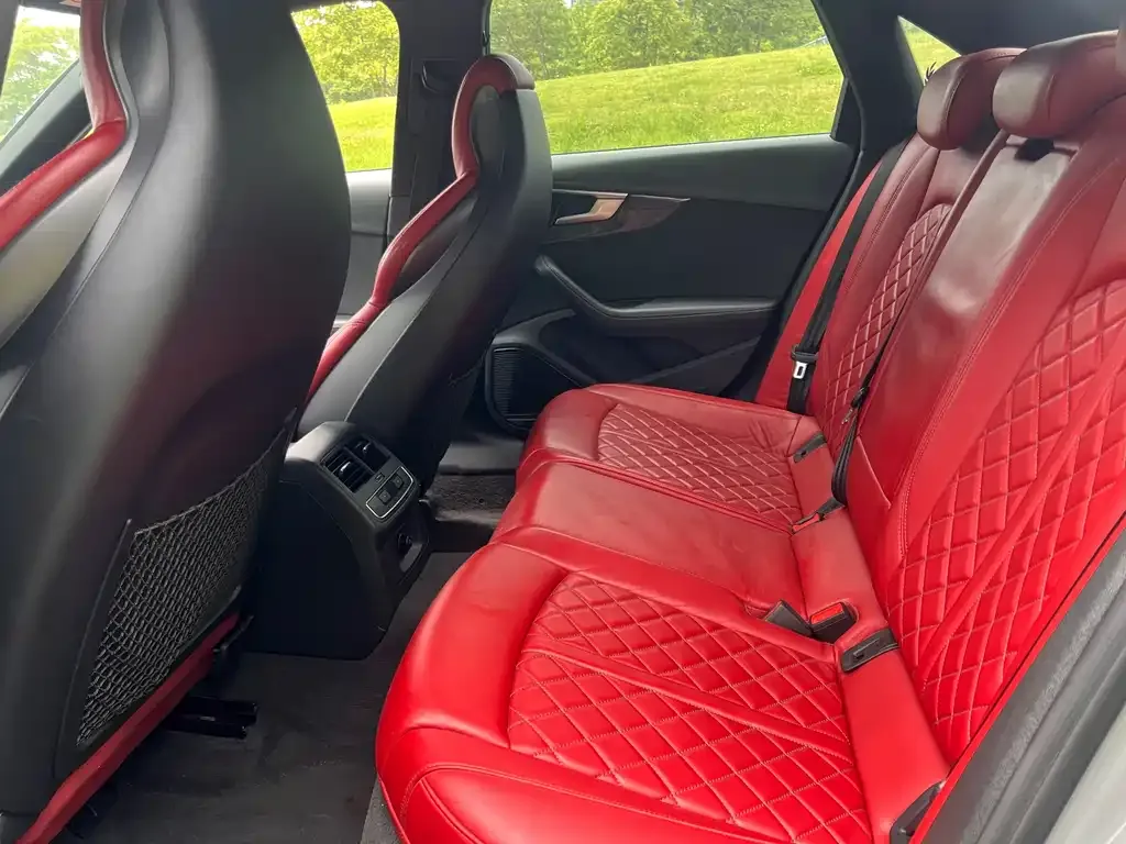 Audi S4 2021 из CN, фото 4