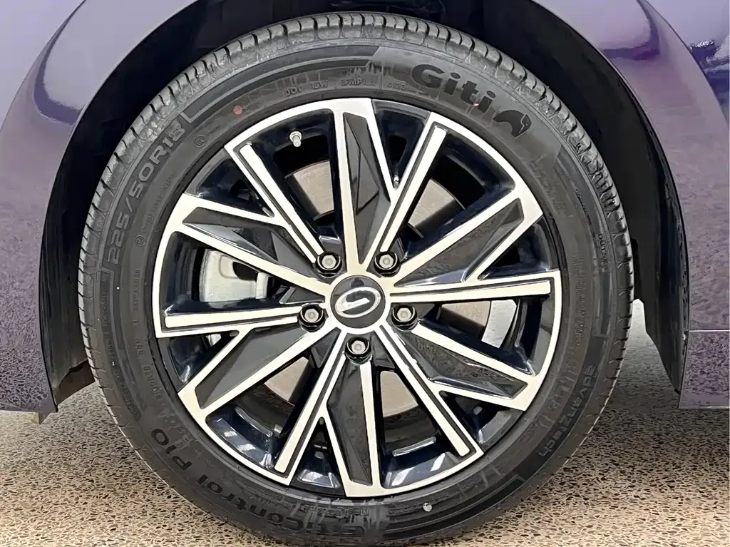 GAC Motor 传祺E8 PHEV 2023 из CN, фото 7