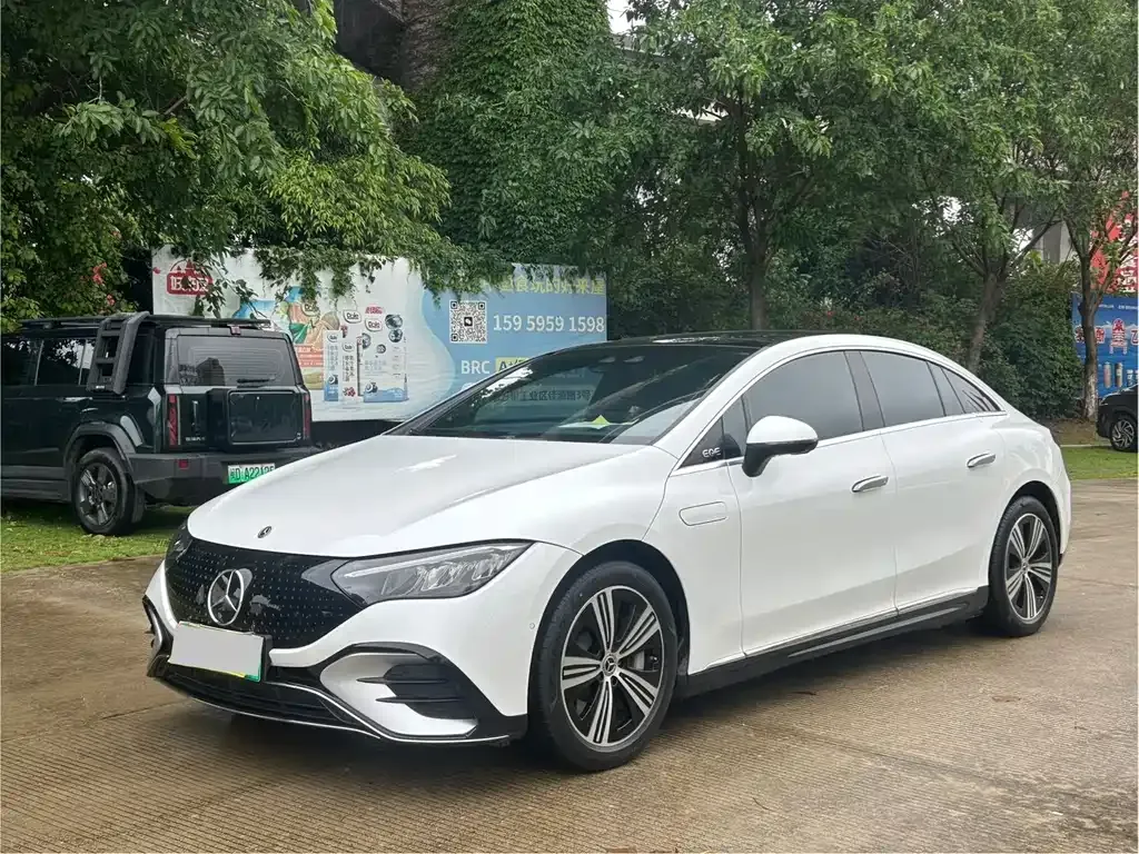 Mercedes-Benz EQE