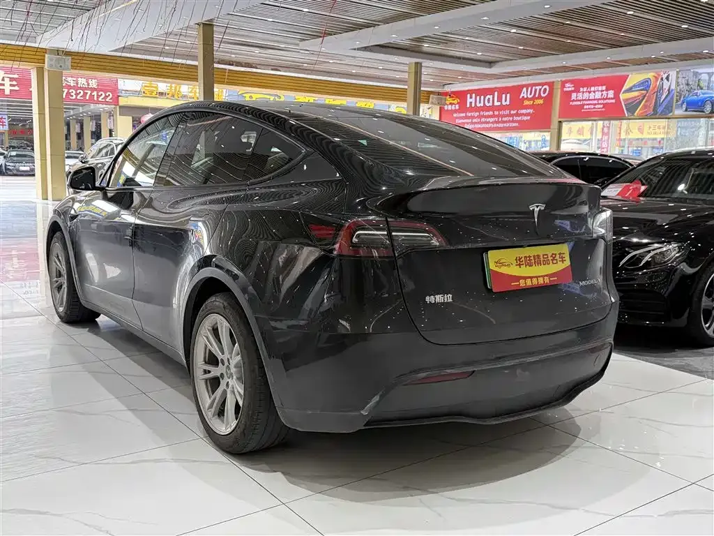 Tesla Model Y 2023 из CN, фото 10