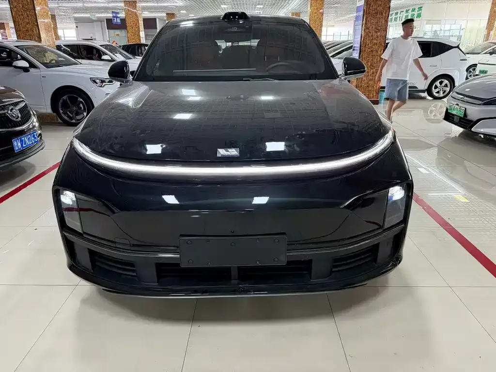 Li Auto L7