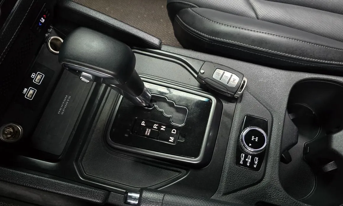 KG Mobility (Ssangyong) Rexton — фото 6