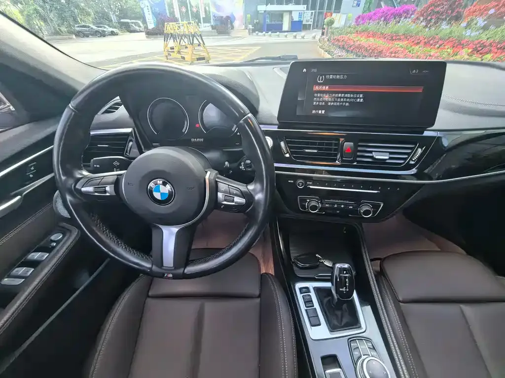 BMW 1 Series 2021 из CN, фото 3